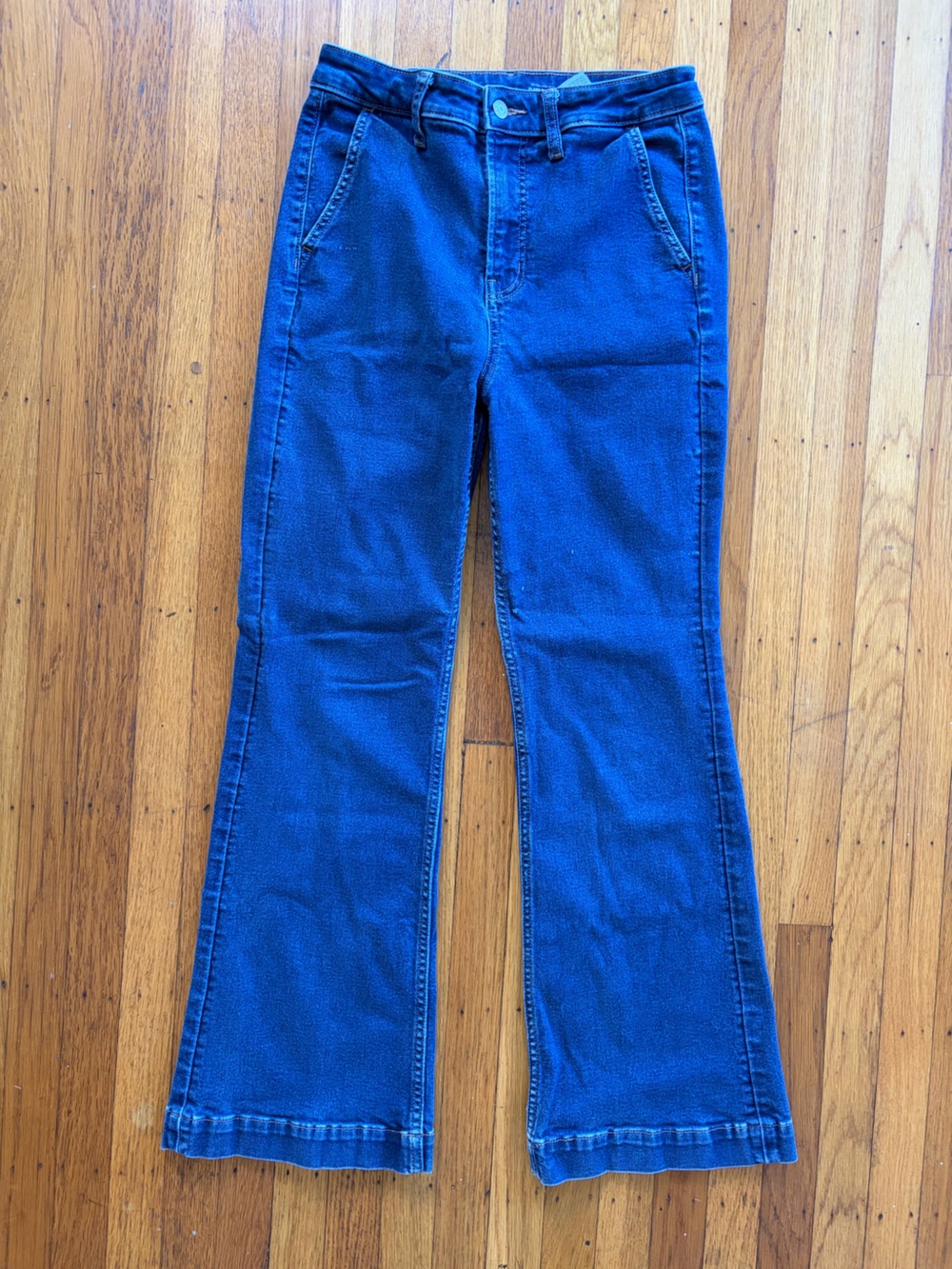 Old Navy 360 Stretch Extra High Rise Flare Trouser Secret Smooth Pockets Size 10 - Picture 3 of 13